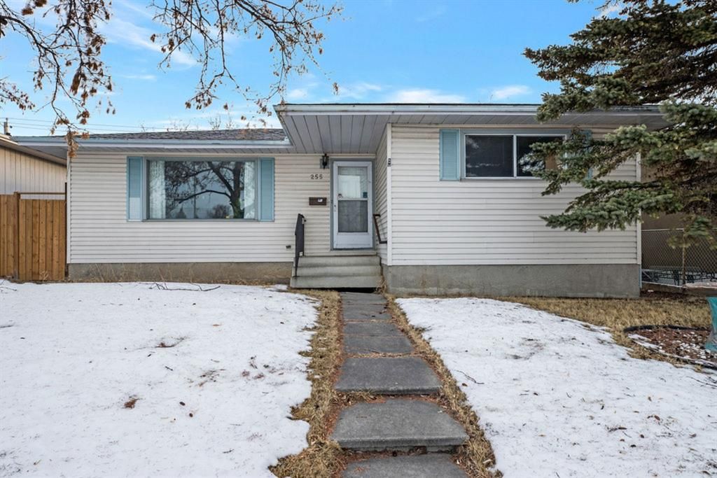 I have sold a property at 255 Maitland CRESCENT NE in Calgary
