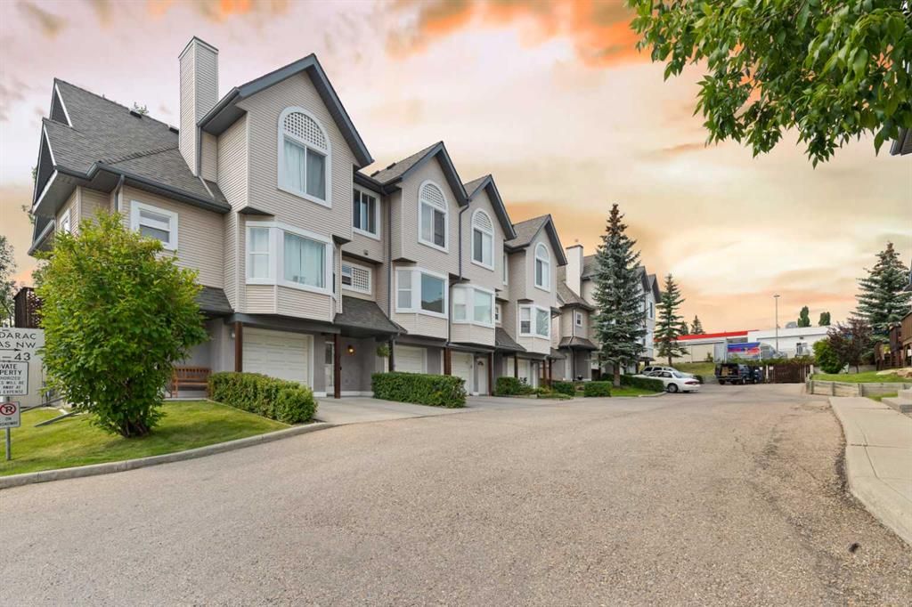 I have sold a property at 41 Sandarac VILLAS NW in Calgary
